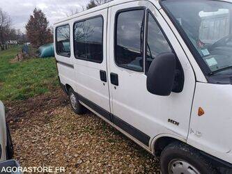 2005-peugeot-boxer-1430967-45925606