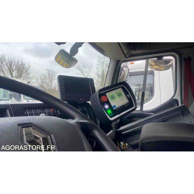 2018 Renault D WIDE-45925747