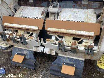 2018-renault-d-wide-1430505-45925751