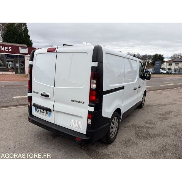 2017 رينو Trafic-45925800