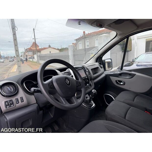 2017 رينو Trafic-45925805