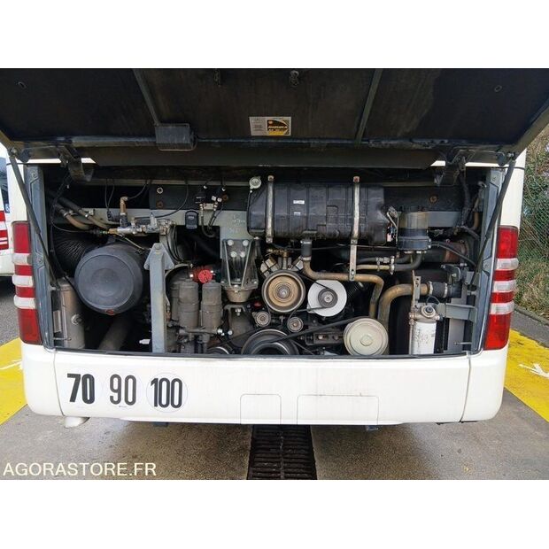 2010 Mercedes-Benz-45925812