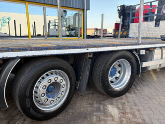 2009-daf-cf-1430974-45925991