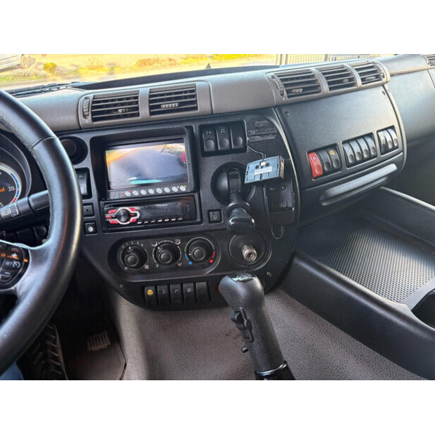 2009 داف CF-45925994