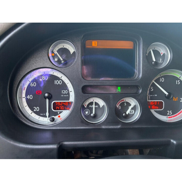 2009 داف CF-45926011