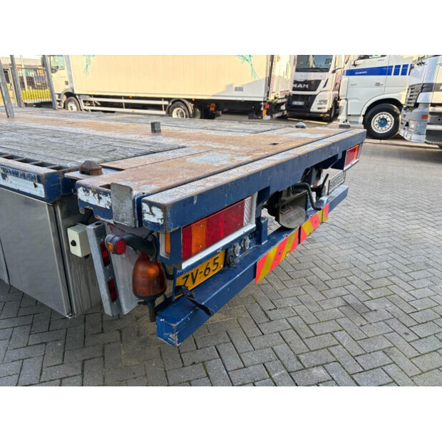 2009 داف CF-45926026