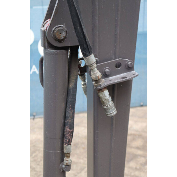 2017 فولفو EC15B-45926304