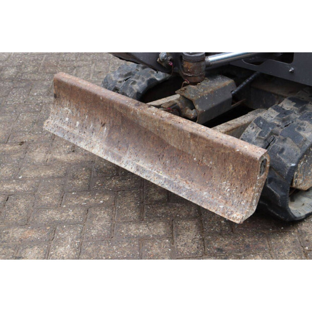 2017 فولفو EC15B-45926306