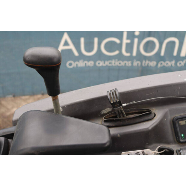 2017 فولفو EC15B-45926317