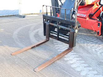 2021-manitou-mt-1440-easy-45926610