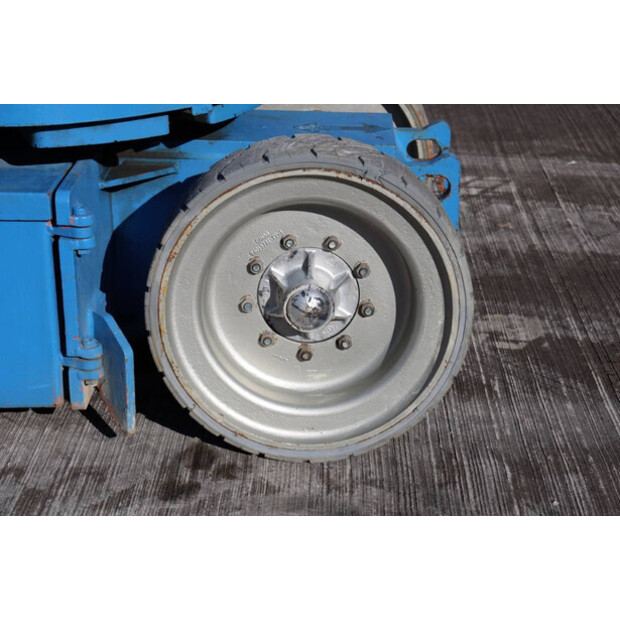 2007 JLG E300AJP-45926671