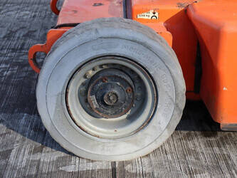 2006-jlg-e400ajpn-1430992-45926711