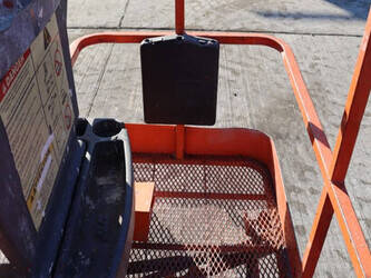 2006-jlg-e400ajpn-1430992-45926723