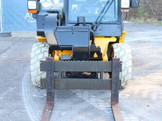 2019-jcb-520-40-1430993-45926751