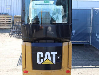 2019-caterpillar-301-8-1430995-45926900