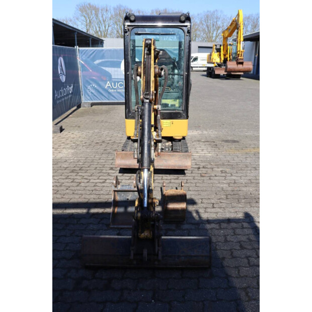 2019 Caterpillar 301.8-45926903