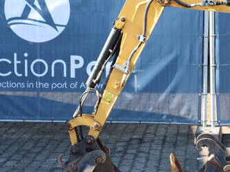 2019-caterpillar-301-8-1430995-45926906