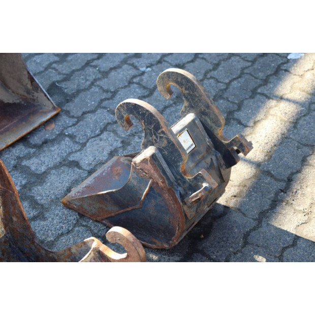 2019 Caterpillar 301.8-45926912