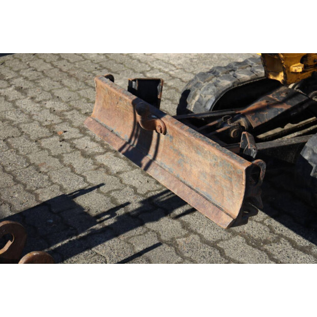 2019 Caterpillar 301.8-45926913