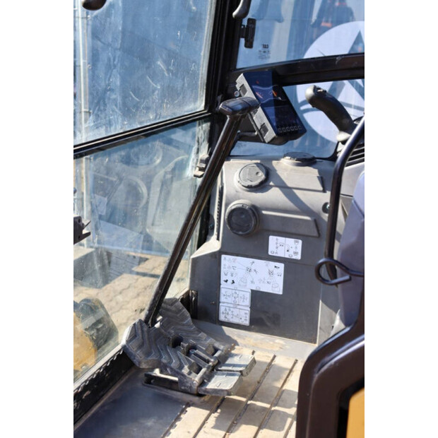 2019 Caterpillar 301.8-45926931