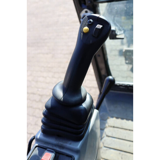 2019 Caterpillar 301.8-45926940