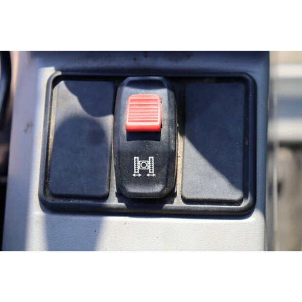 2019 Caterpillar 301.8-45926941