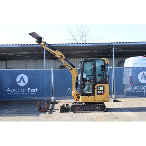 2019 Caterpillar 301.8-45926943