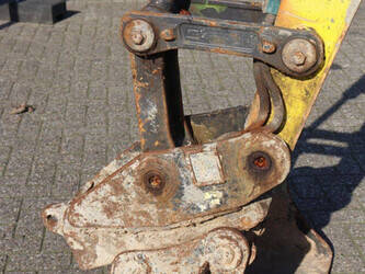 2015-case-cx50b-1430997-45926992