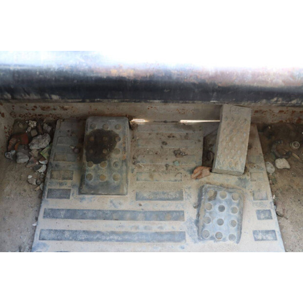 2005 Caterpillar 247B-45927048