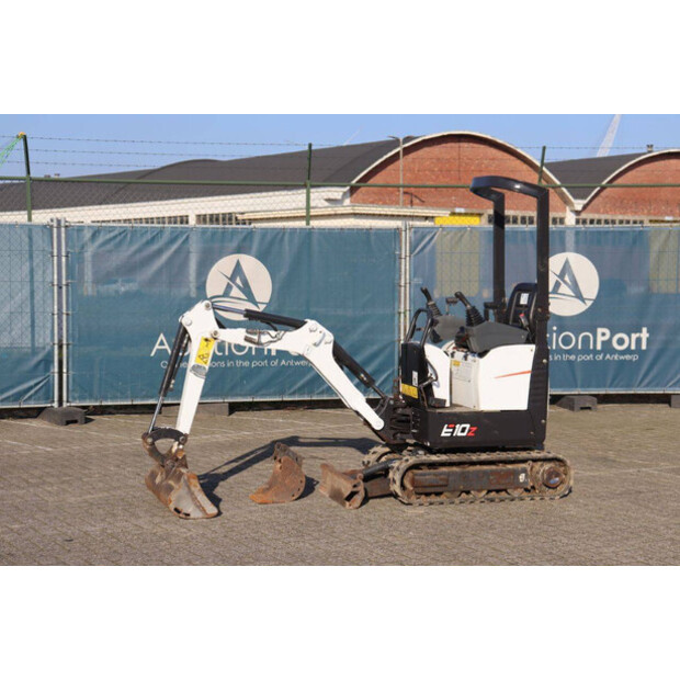 2022 بوبكات E10Z-45927054