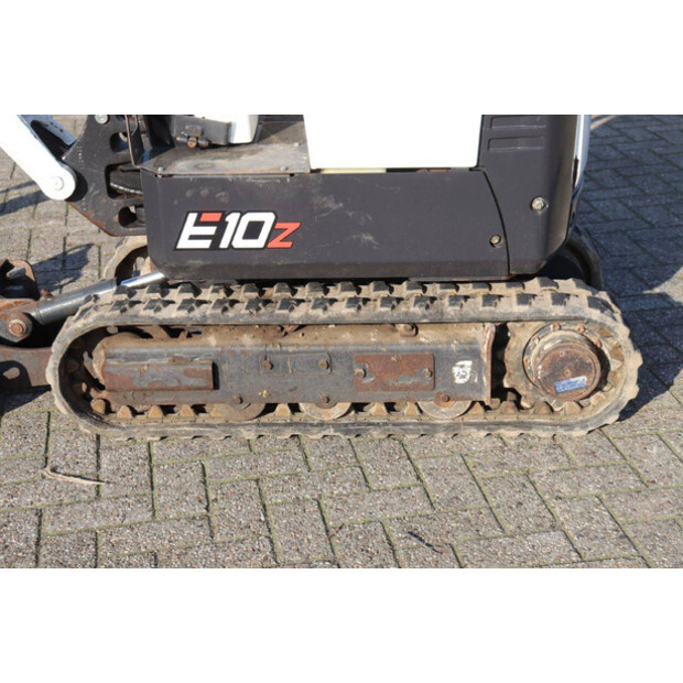 2022 بوبكات E10Z-45927072