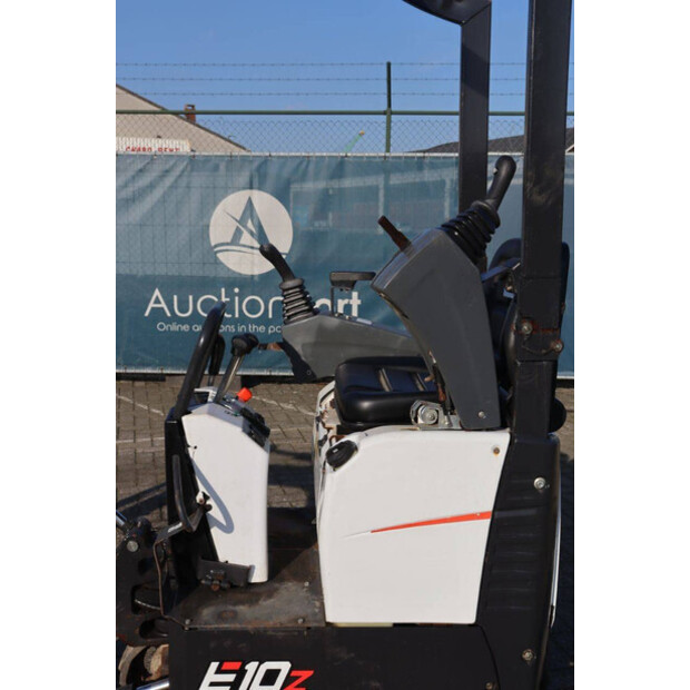 2022 بوبكات E10Z-45927081