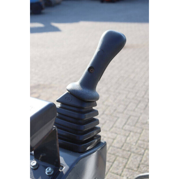 2022 بوبكات E10Z-45927084