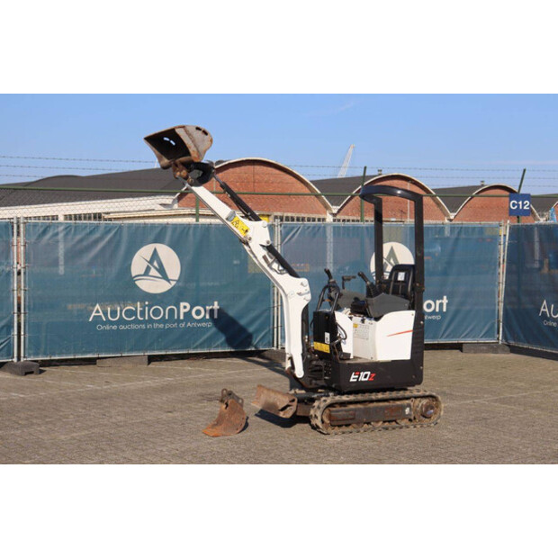 2022 بوبكات E10Z-45927087