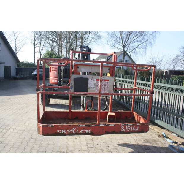 2016 سكايجاك SJ51AJ-45927127