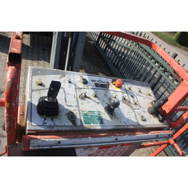 2016 سكايجاك SJ51AJ-45927128