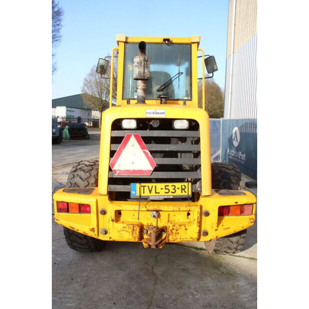 1997 JCB 411-45927208