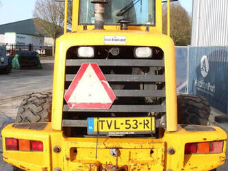 1997-jcb-411-45927208