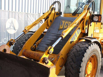 1997-jcb-411-45927214