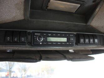 1997-jcb-411-45927231