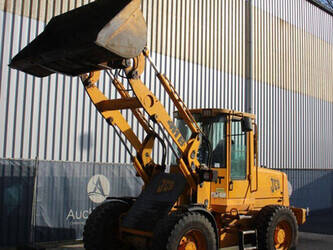 1997-jcb-411-45927233