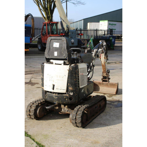 2015 بوبكات E10-45927241