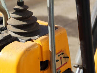 jcb-8008-cts-1431016-45927665