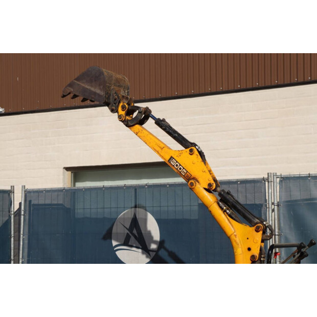 JCB 8008 CTS-45927676