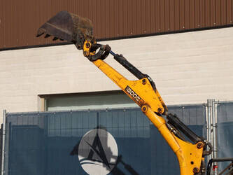 jcb-8008-cts-1431016-45927676