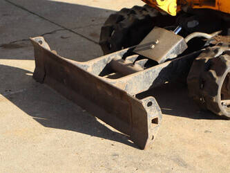 jcb-8008-cts-1431016-45927677