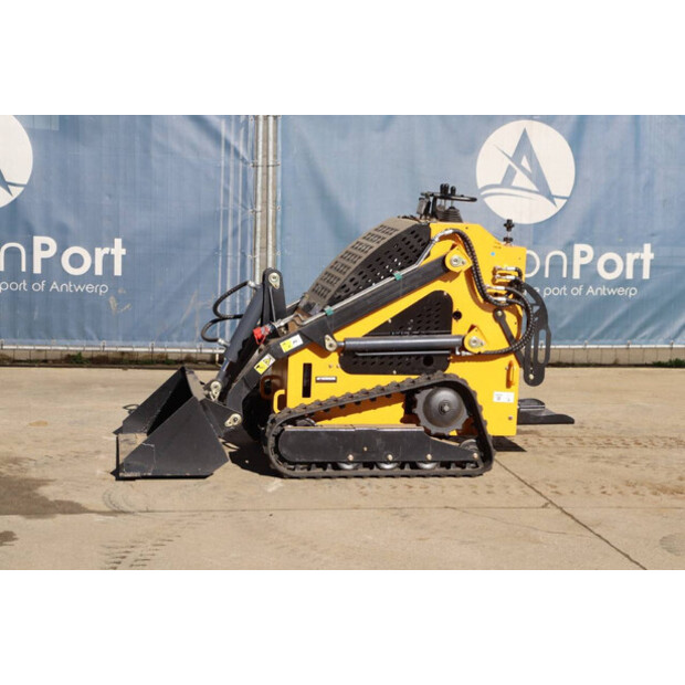 2025 LH T360-45927859