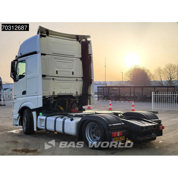 2017 Mercedes-Benz Actros 1842-45927881