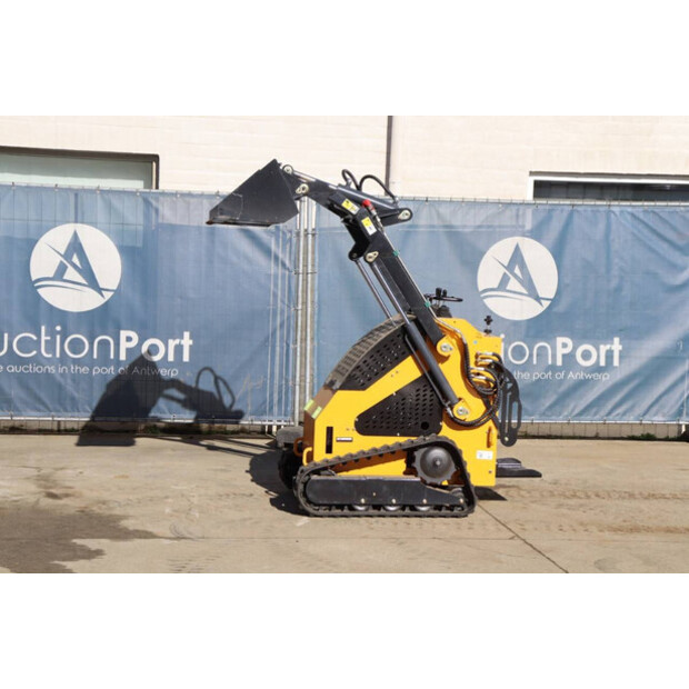 2025 LH T360-45927884