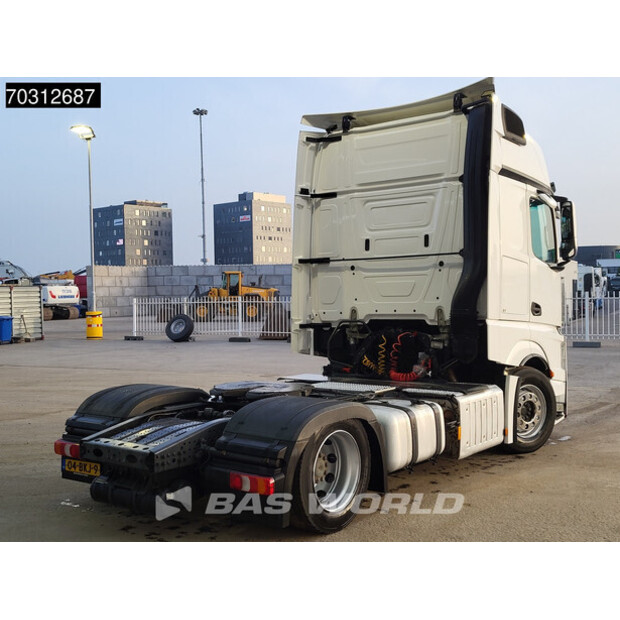 2017 Mercedes-Benz Actros 1842-45927887